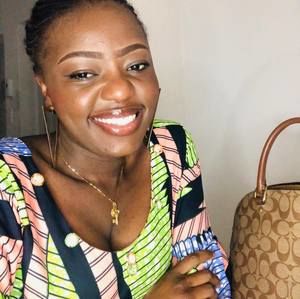 Meet your Posher, Gina